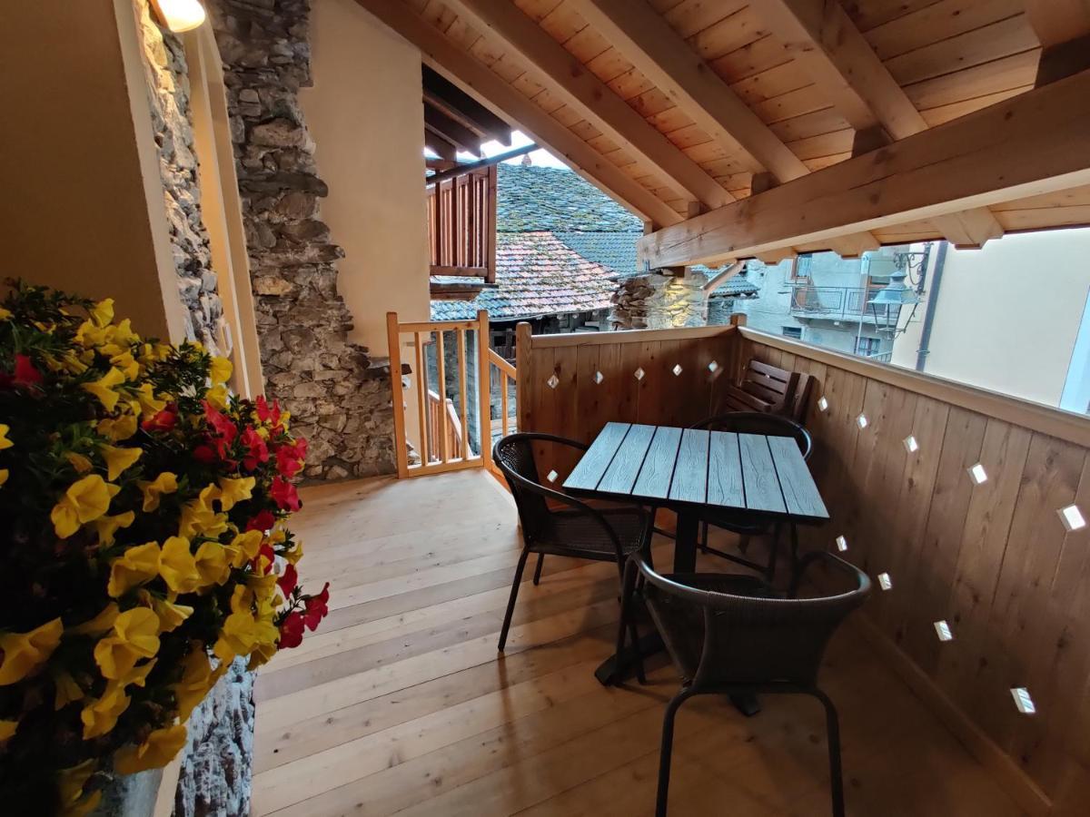 Au Fond Du Bourg Apartment Aosta Exterior photo